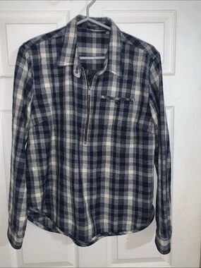 Toad&Co Navy and White Plaid Button-Up Shirt